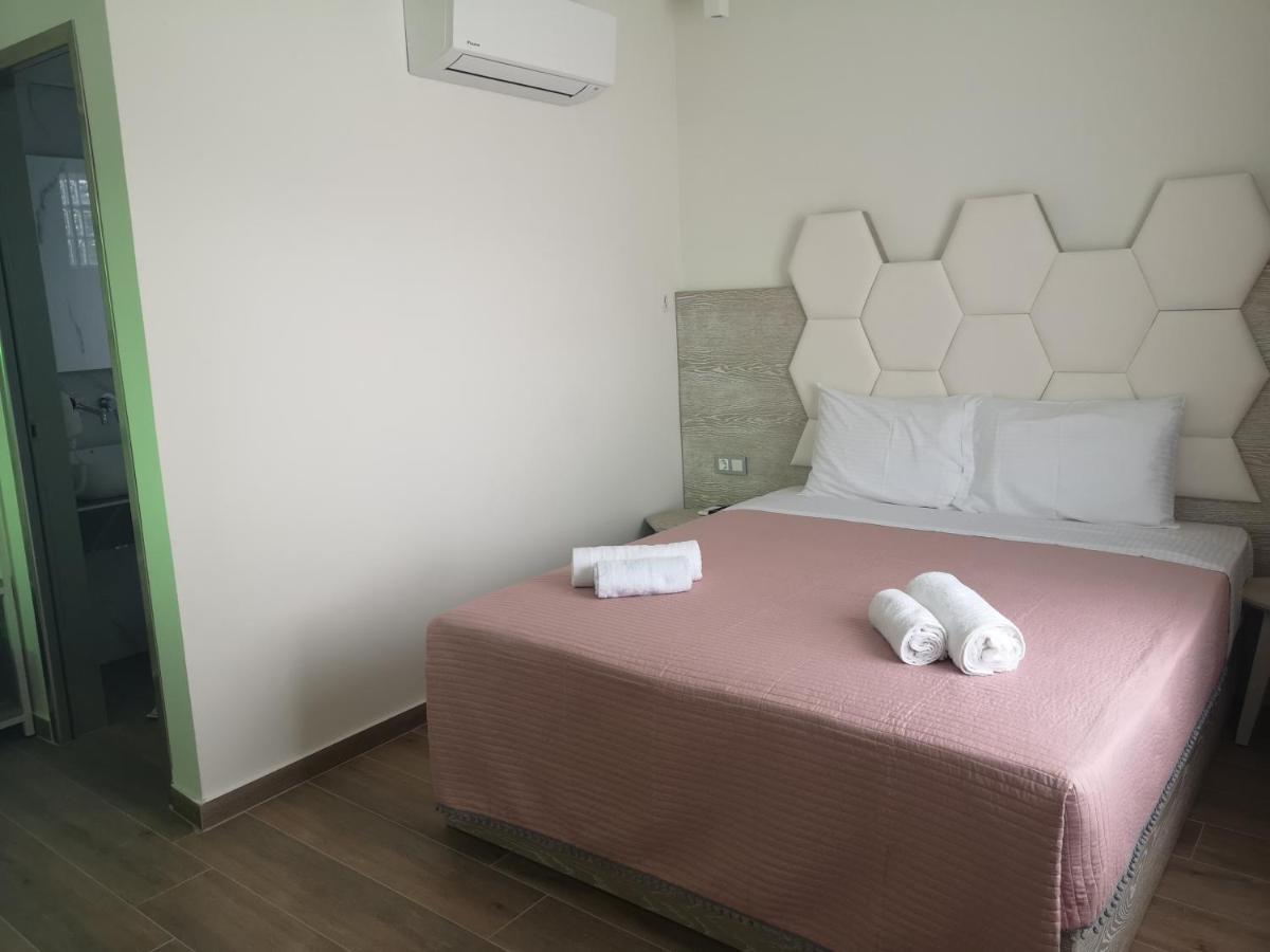 Amalia Deluxe Villas Vrasná エクステリア 写真