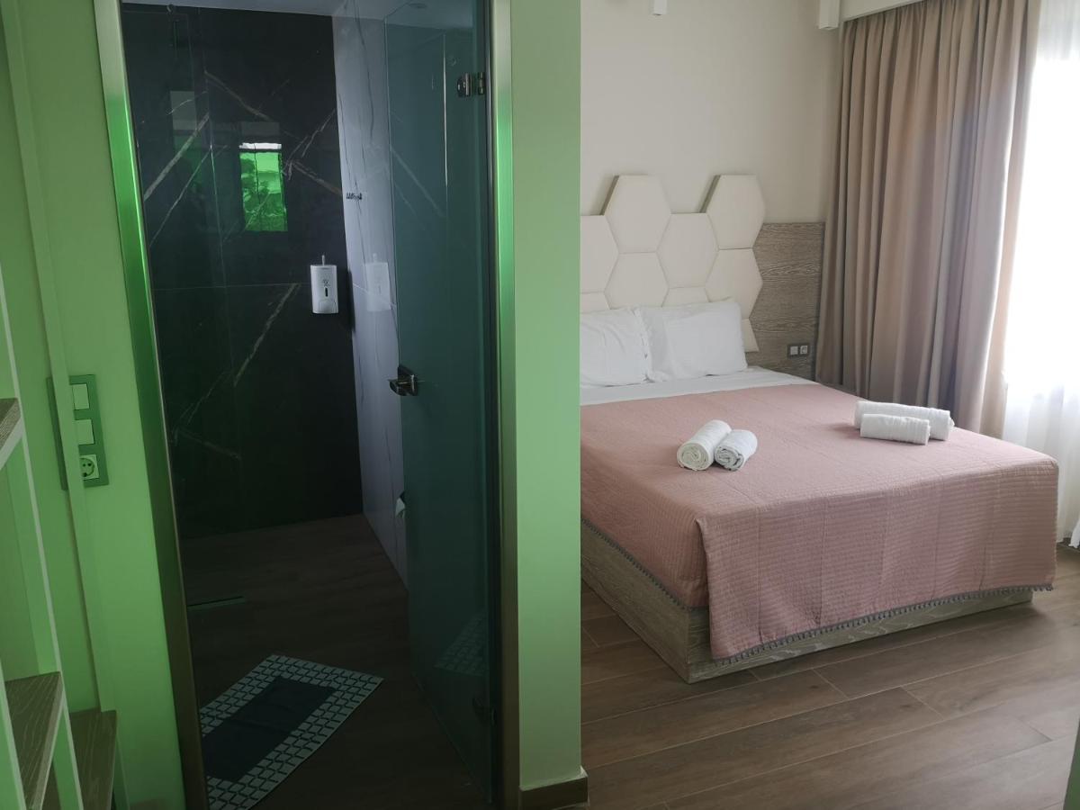 Amalia Deluxe Villas Vrasná エクステリア 写真
